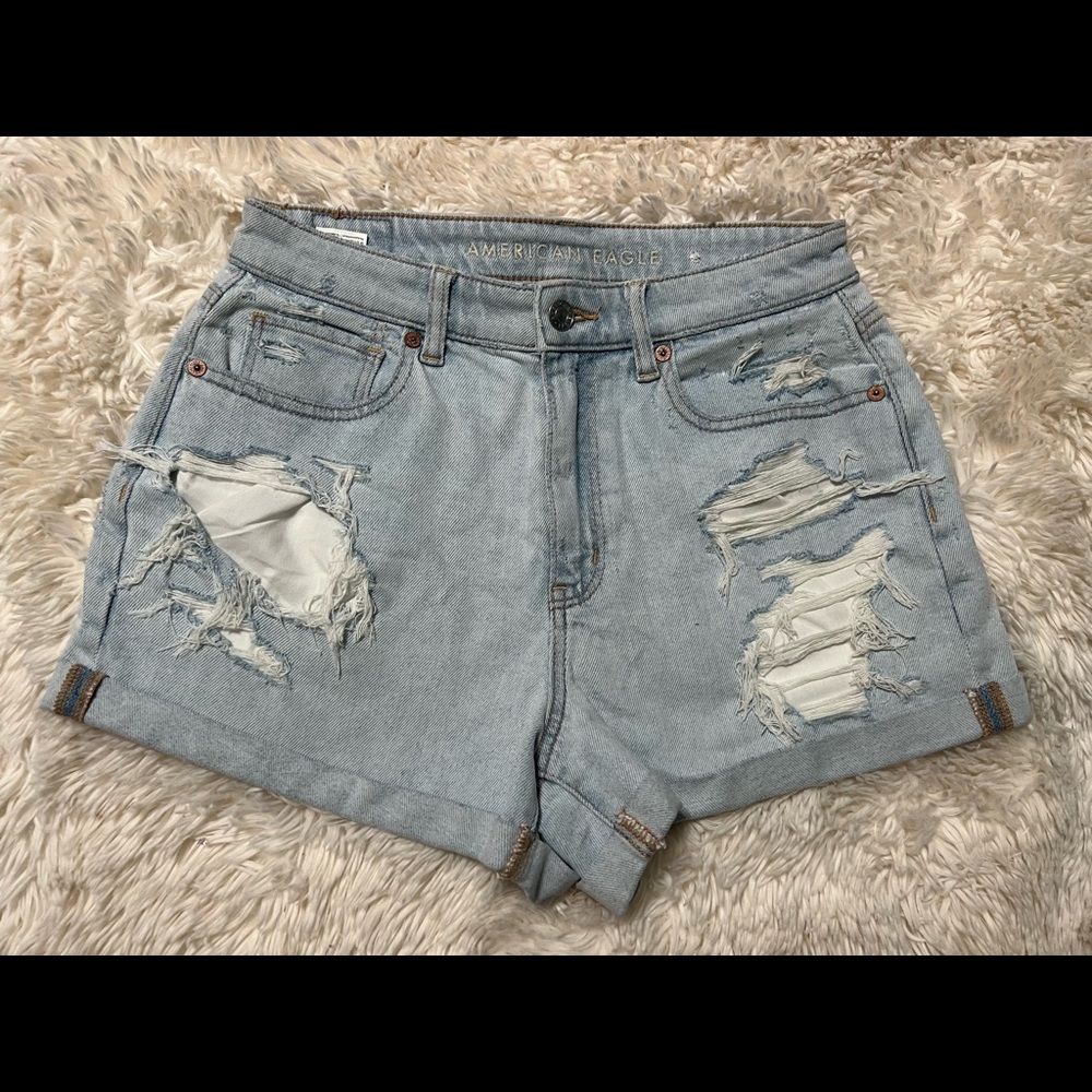 American Eagle stretch mom short
